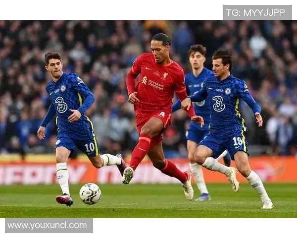 冲突升级！范戴克与教练发生激烈争执